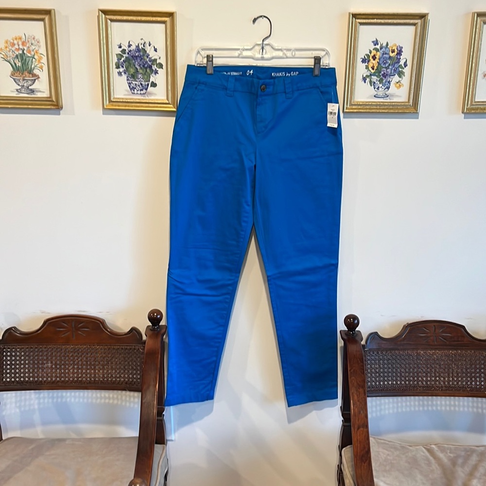 “Boyfriend” khakis in vibrant Blue. NWT